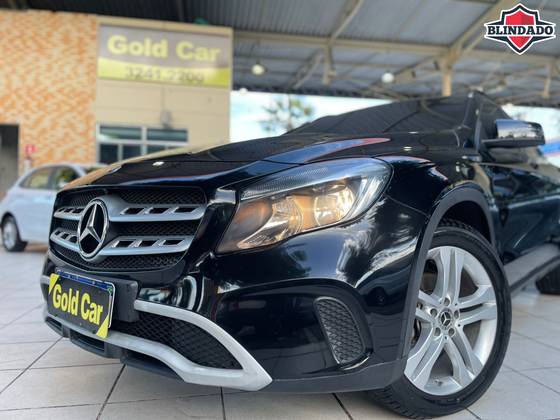 MERCEDES-BENZ GLA 200 1.6 CGI FLEX STYLE 7G-DCT